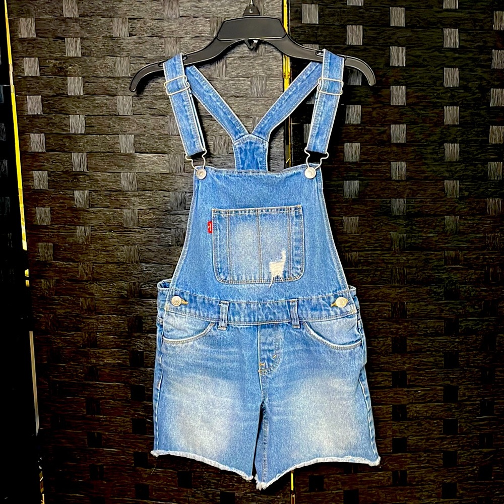 Levis Shortall girls overall. Almost new. Size 10 Reg.